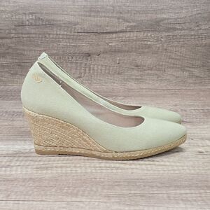 Viscata Barcelona Roses Canvas Women's Size EU 37 US 6.5 Beige Wedge Espadrilles